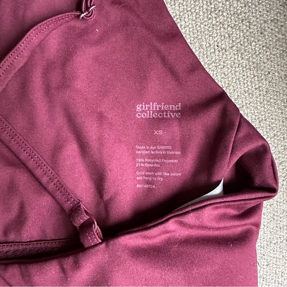 Girlfriend Collective - Topanga Sports Bra - Picture 2 of 3